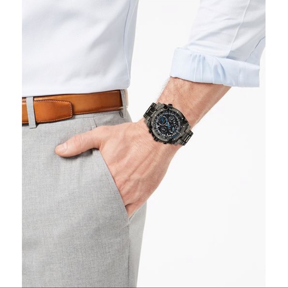 Bulova Precisionist Stainless Steel 47mm Watch - Picture 3 of 7